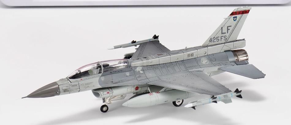 【予約商品】F-16D シンガポール空軍 425th FS ルーク空軍基地 96-5035 1/72 (CA20240614) [CA721606]