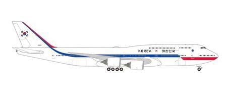 Herpa Wings 【予約商品】747-8 BBJ 大韓民国政府専用機 22001 1/500