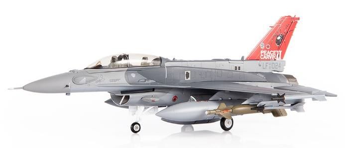 【予約商品】F-16D シンガポール空軍 第425飛行隊「Peace Carvin II 」 #024　30周年記念塗装 2023年  1/72　(JC20240322) [JCW-72-F16-023]