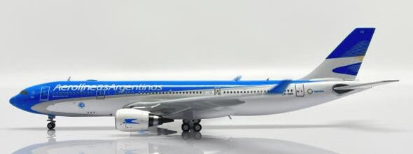 JC Wings 【予約商品】A330-200 アルゼンチン航空 LV-GHQ 1/400