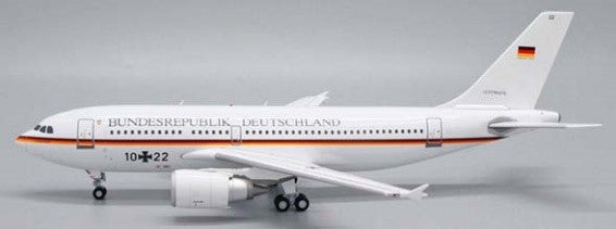 JC Wings 【予約商品】A310-300 ドイツ政府専用機 10+22 1/200 