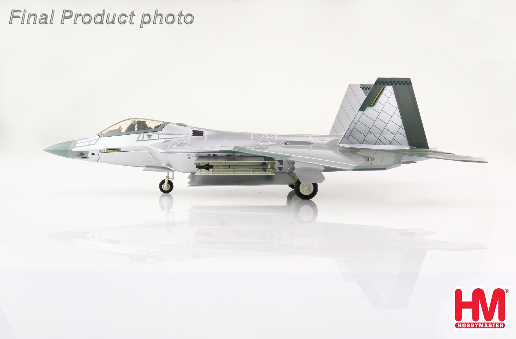 F-22A アメリカ空軍 第422試験評価飛行隊 ミラーコーティング塗装 ネリス基地 2021年 #04-4065 1/72 [HA2823]