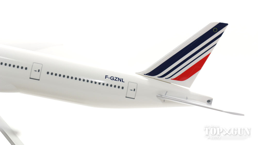 777-300ER エールフランス F-GZNL 1/200 ※プラ製 [271125]
