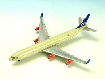 Schuco A340-300 SASスカンジナビア航空 OY-KBI 1/600 [3551470]