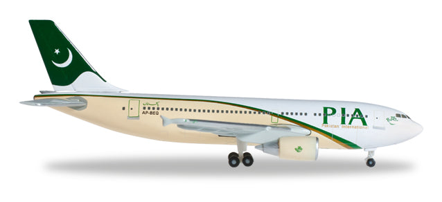 Herpa Wings A310-300 PIAパキスタン国際航空 AP-BEQ 1/500 [526579]