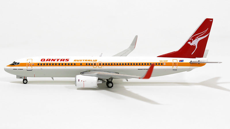 737-800w カンタス航空 特別塗装 「創業70周年／レトロ」 14年 VH-XZP 1/400 [GJQFA1462]
