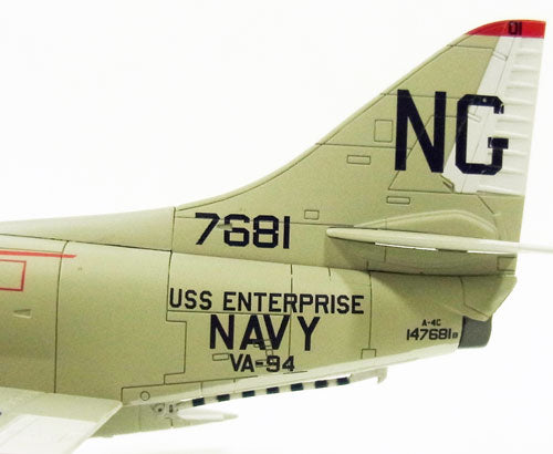 A-4Cスカイホーク アメリカ海軍 第94攻撃飛行隊 「マイティ・シュライクス」空母エンタープライズ搭載 60年代 NF401/147681 1/72 [HA1424]