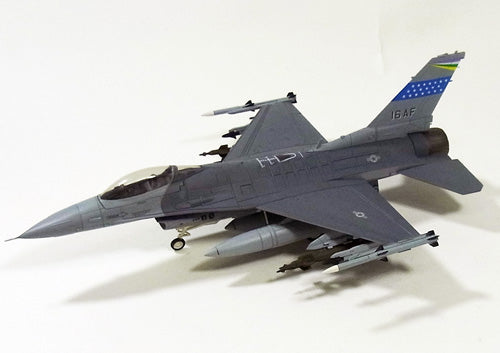 Hobby Master F-16CG アメリカ空軍 第31遠征航空団 第555戦闘飛行隊 アビアノ基地・イタリア #89-2016 1/72 [ HA3802] ※新