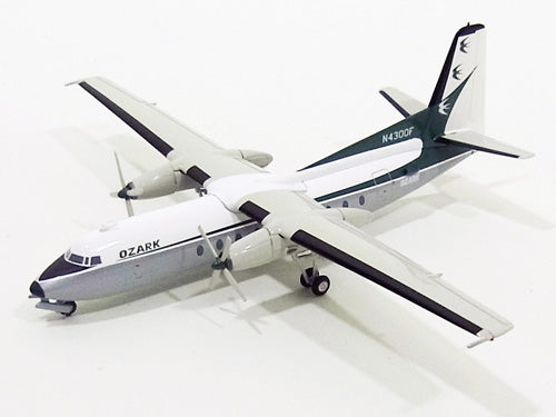 Hobby Master フォッカーF-27 オザーク航空（アメリカ） 60年代 N4300F