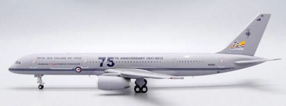 757-200 ニュージーランド空軍 「75th Anniversary」　NZ7571　1/200 [XX20033]