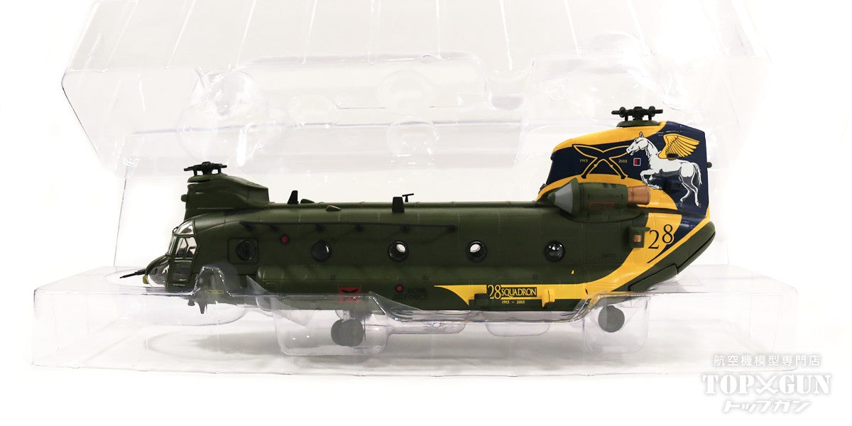 チヌークHC.4（CH-47D）イギリス空軍 第28飛行隊 特別塗装 「部隊創設100周年」 15年 ベンソン基地 ZH777 1/72 [AA34216]