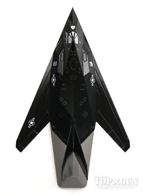 F-117A アメリカ空軍 第49戦闘航空団 第8戦闘飛行隊「ブラック・シープ」 （ギアなし） 1/144 [AF10145]