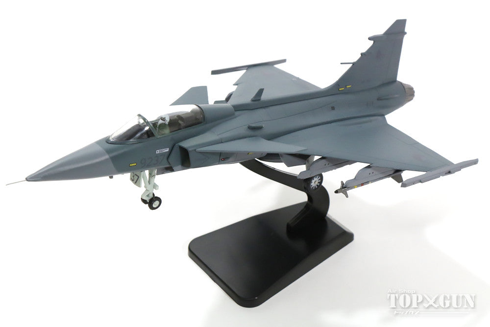 公式商品 サーブ JAS 39 グリペン 初号機 1/72 プラモデル | 192.155