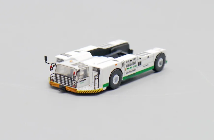 JC Wings ゴールドホッファー AST-1X航空機牽引車（トラクター