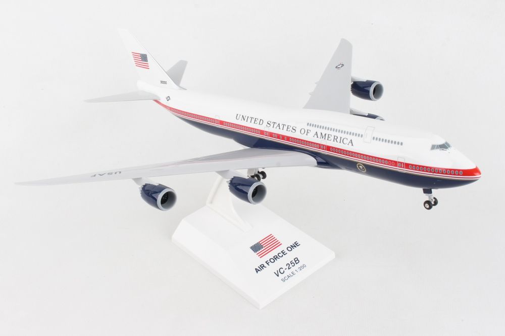 747-8 US Air Force Next Presidential Plane (anticipated paint) 1/200  [SKR1076]