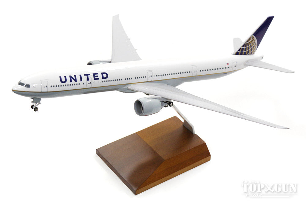 SkyMarks 777-300ER ユナイテッド航空 N58031 (木製スタンド/ギア付) 1