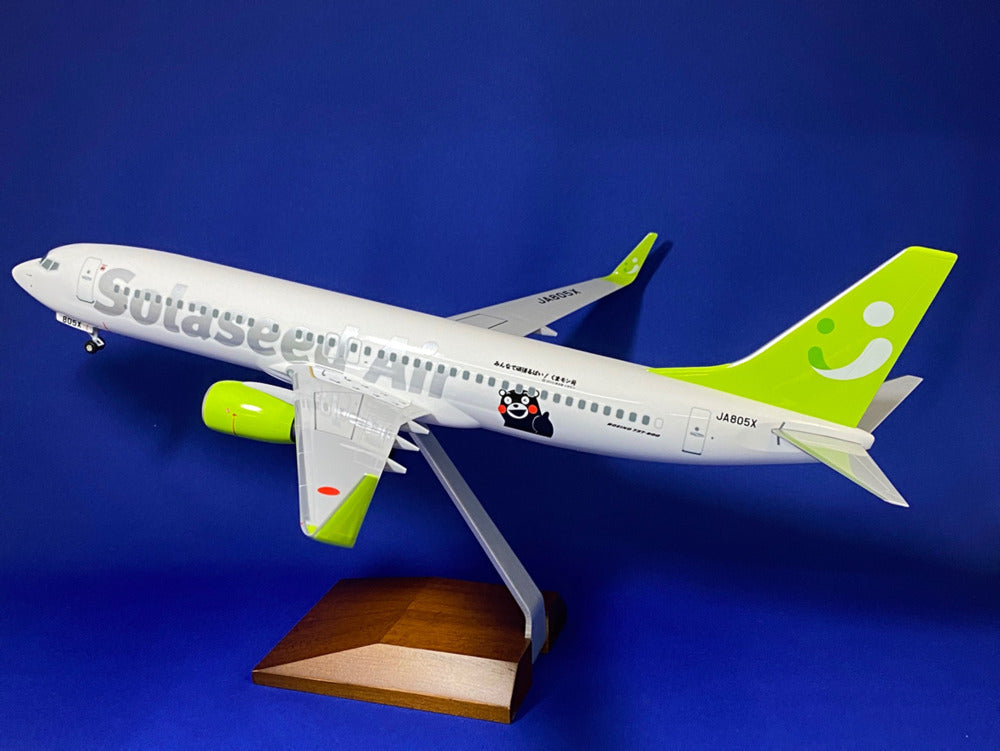 未使用品】 ソラシドエア 模型飛行機 くまモン 1/100 Boeing737-800 