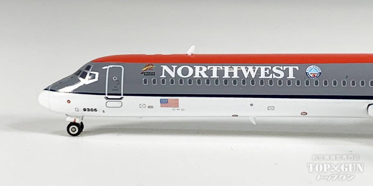 MD-82 ノースウエスト航空 N307RC 1/400 [04662]