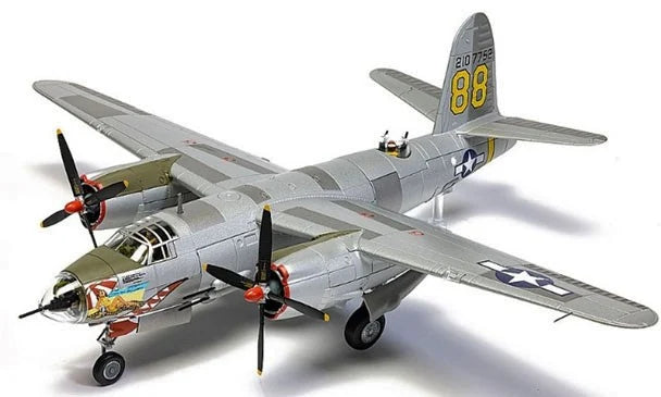 【予約商品】マーチン B-26C-45-MO マローダー 第12空軍 第444爆撃飛行隊 「ミス・アーカンソー」 レオ・A・ランプマン中尉 1/72 (CO20260628)［CGAA29502］