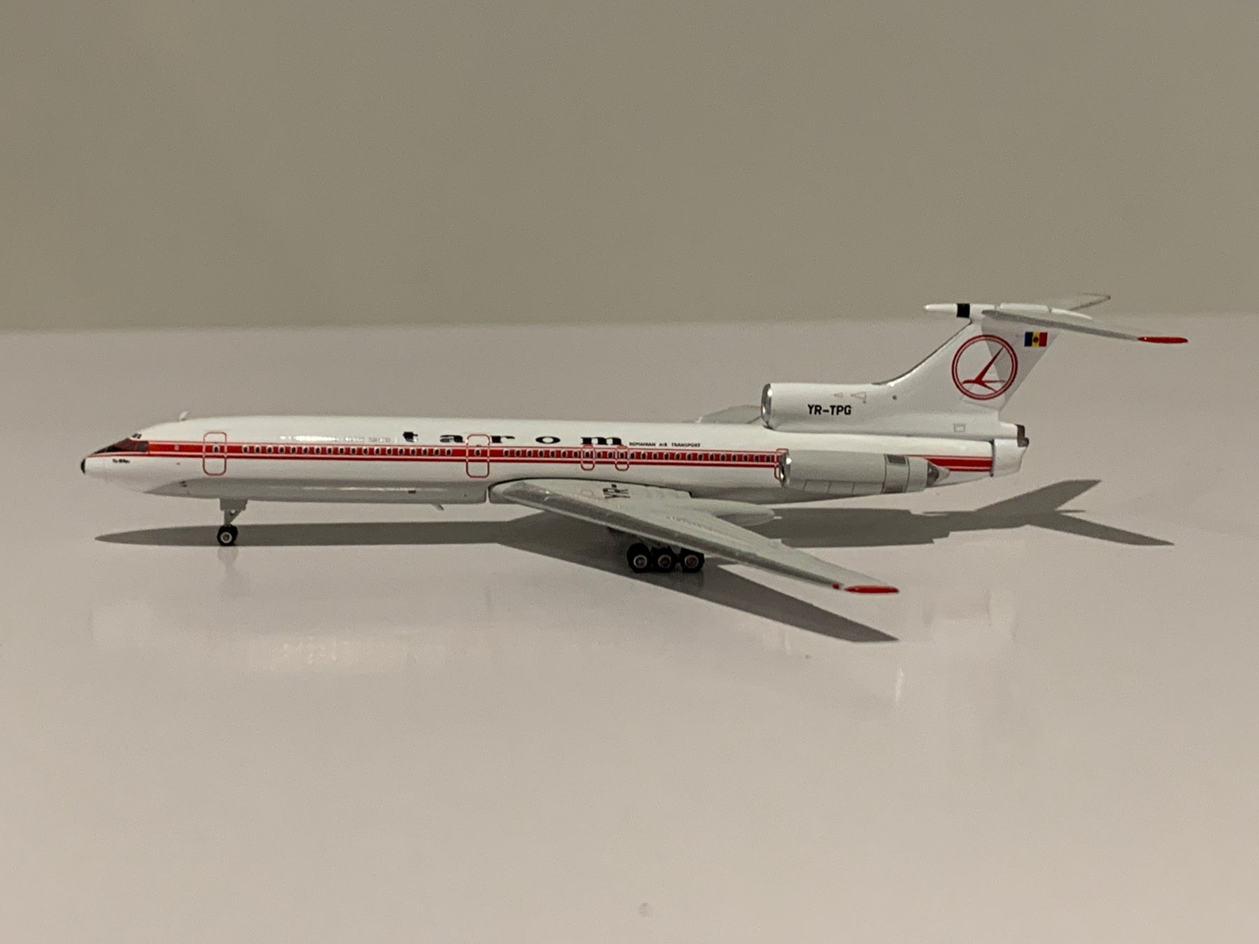 TU-154B タロム航空 YR-TPG 1/400[11886]