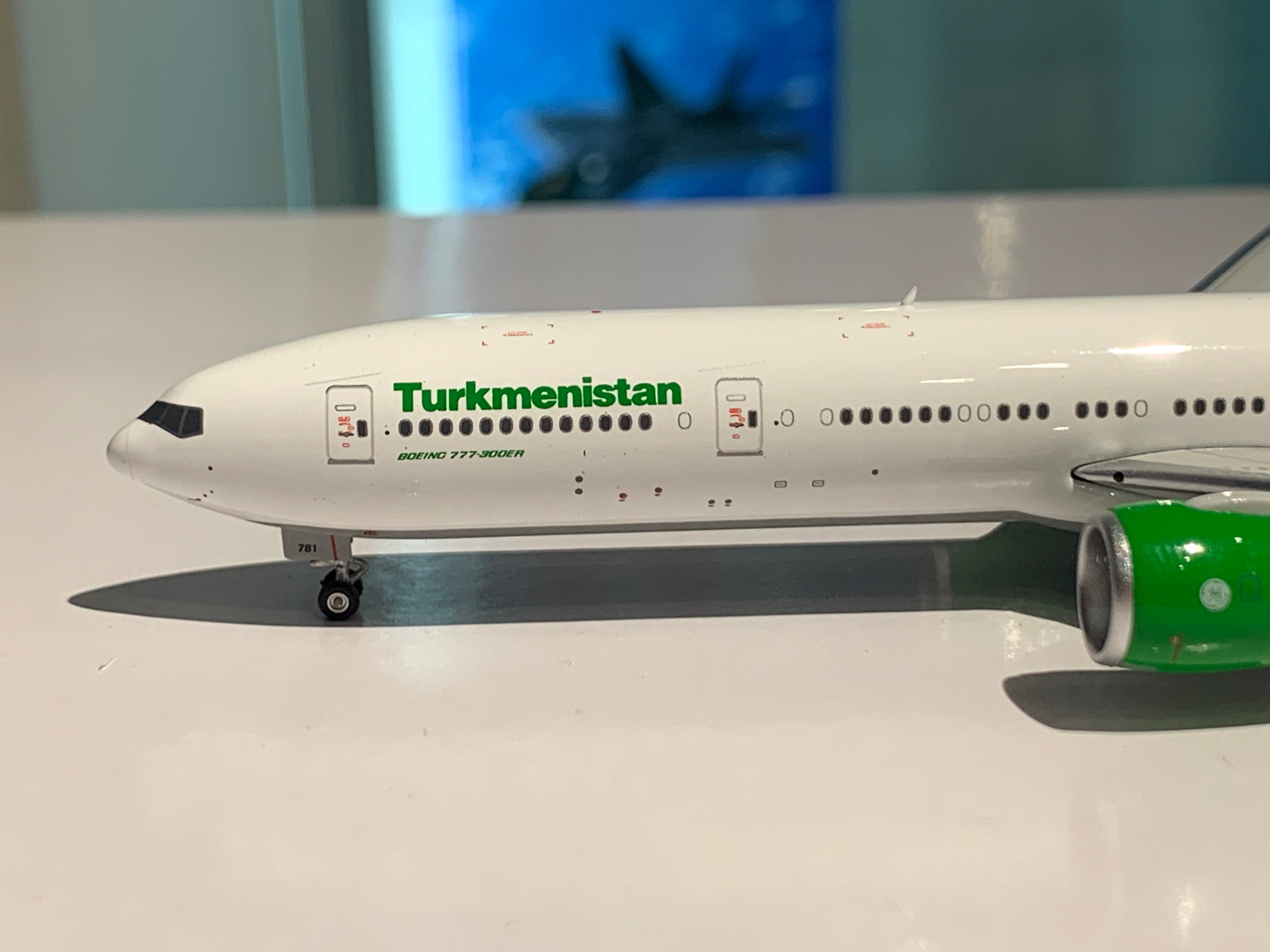 777-300ER Turkmenistan Airlines EZ-A781 1/400[11890] 