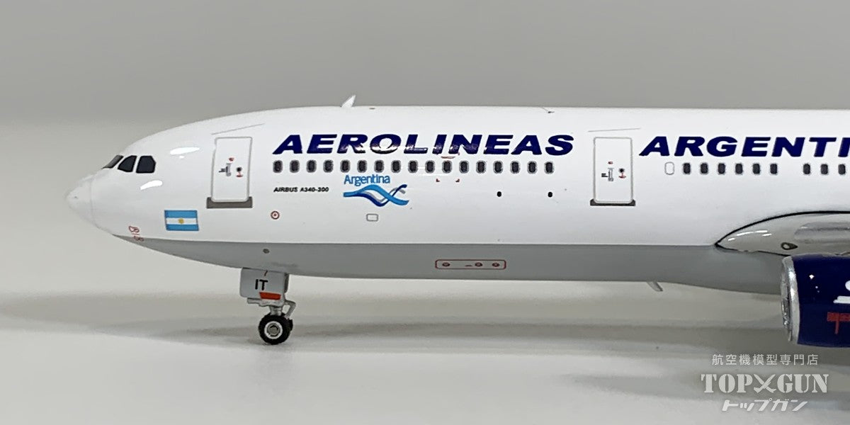 A340-300 アルゼンチン航空 LV-BIT 1/400[11895]