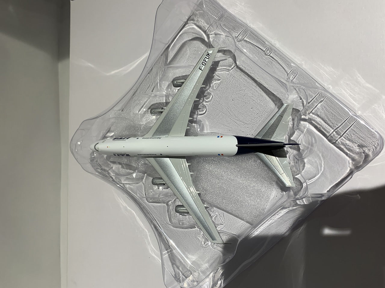Thirteen13さま専用です。 Amazon.co.jp: Phoenix 1:400 完成品 Trans World Airlines for