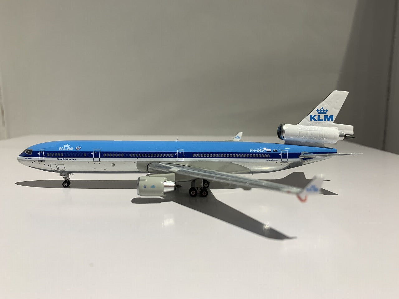 MD-11 KLM Royal Dutch Airlines *Polished finish PH-KCA 1/400 [11902] 