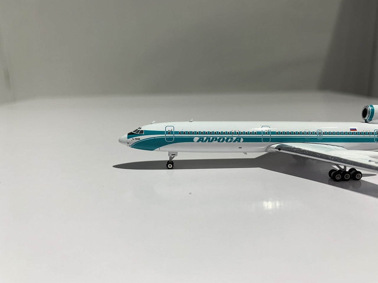 Phoenix TU-154M Alrosa Airlines RA-85684 1/400 [11904]
