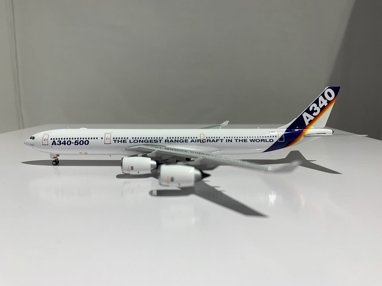 A340-500 Airbus House Color F-WWTE 1/400[11915] 