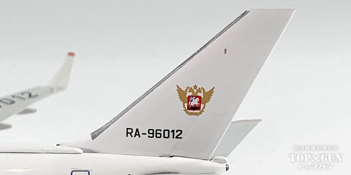 Phoenix 【予約商品】IL-96-400 ロシア連邦保安庁 RA-96104 1