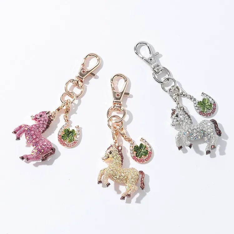 JALオリジナル ウマのキラキラキーリング(馬蹄と四つ葉のクローバーのチャーム付き） シルバー [アンティエーレ] 日本航空 [3913K-02]