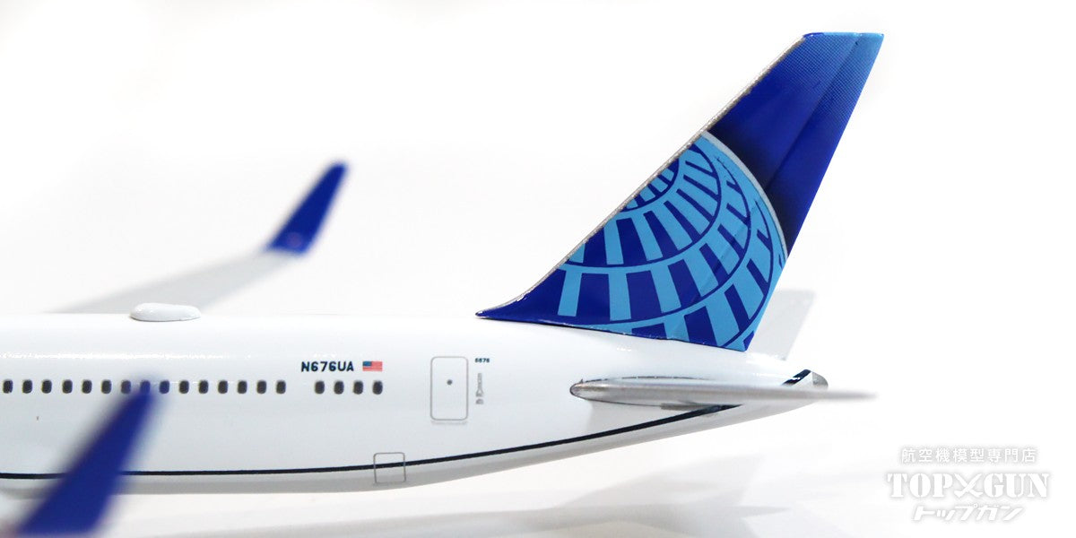 Herpa Wings 767-300ER ユナイテッド航空 N676UA 1/500 [536127]