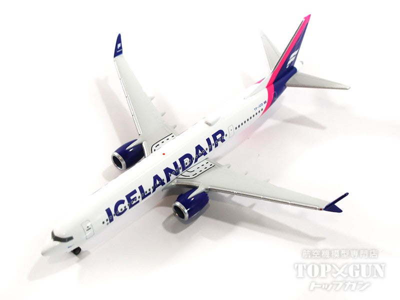 737 Max 9 Icelandair Baula magenta tail stripe TF-ICD 1/500 [537476] 