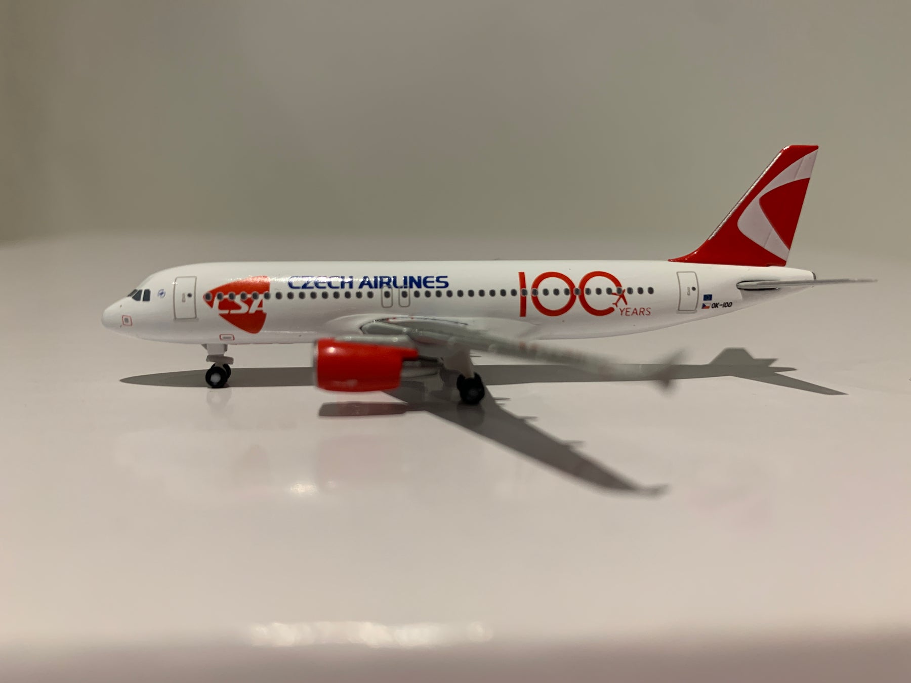 A320 チェコ航空「100 Years」OK-IOO 1/500[537667]