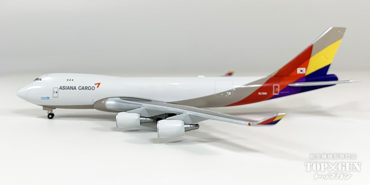 B747-400F アシアナカーゴ HL7616 1/500 [538848]