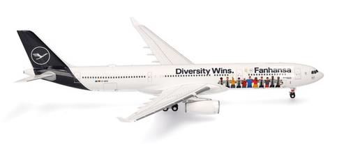 【予約商品】A330-300 ルフトハンザ航空 “Fanhansa - Diversity Wins” D-AIKQ  1/200  (HE20230825) [572774]