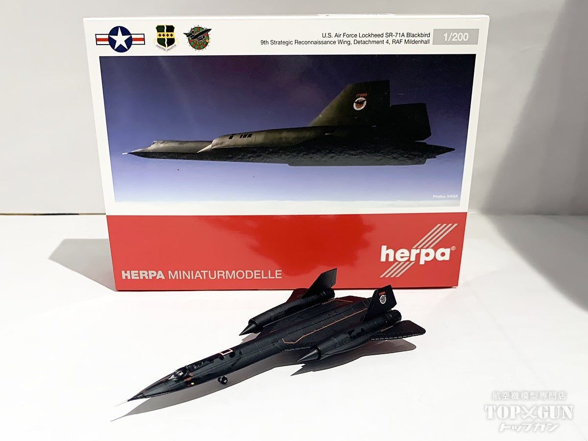 SR-71A 美国空军第 9 SRW 支队 4，皇家空军米尔登霍尔告别-飞镖 61-7980 1/200 [573283] 