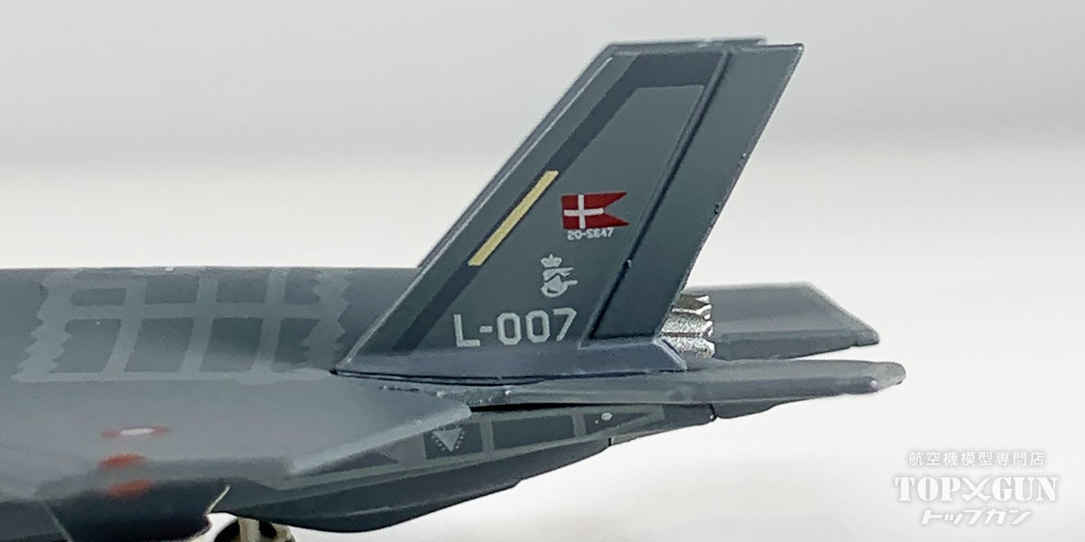 F-35A ライトニングⅡ デンマーク空軍 第727戦闘飛行隊 スクリュズストロプ空軍基地 L-007 1/200 [573603]