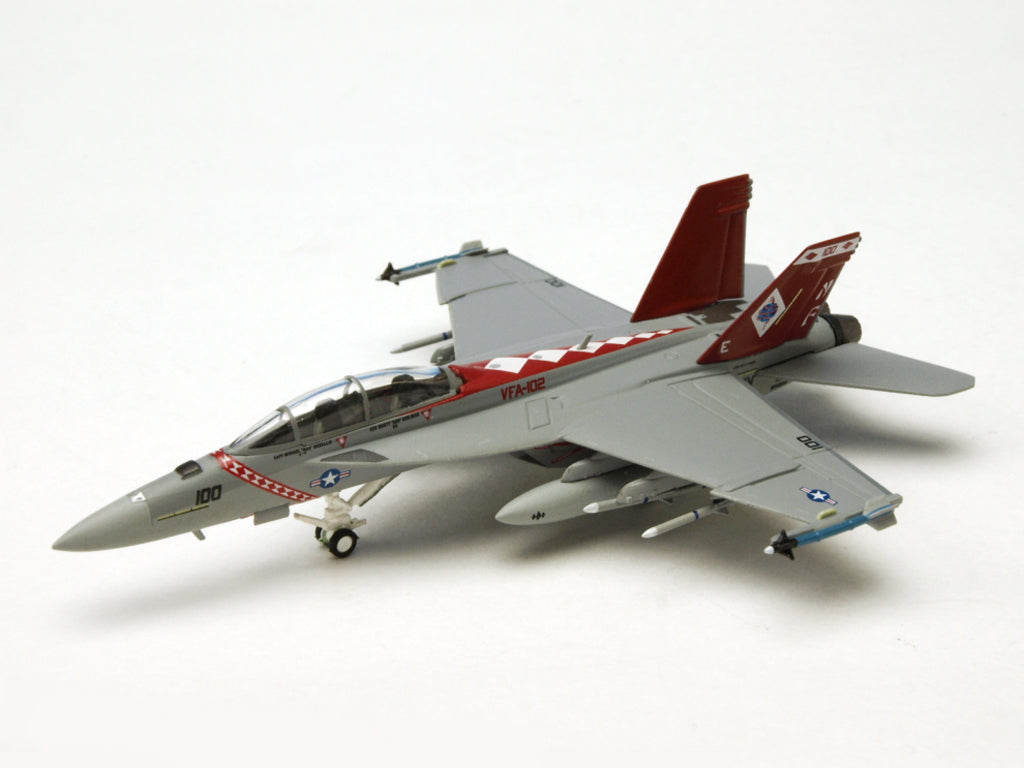 F/A-18F（複座型）アメリカ海軍 第102戦闘攻撃飛行隊「ダイヤモンドバックス」 航空団司令機 08年 NF100 1/200 (MS20250714) [6122]