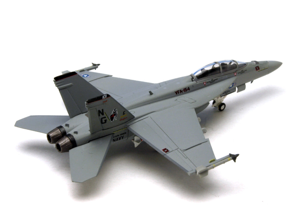 F/A-18F アメリカ海軍 第154戦闘攻撃飛行隊 「ブラックナイツ」 NG101 1/200 (MS20250714) [6146]