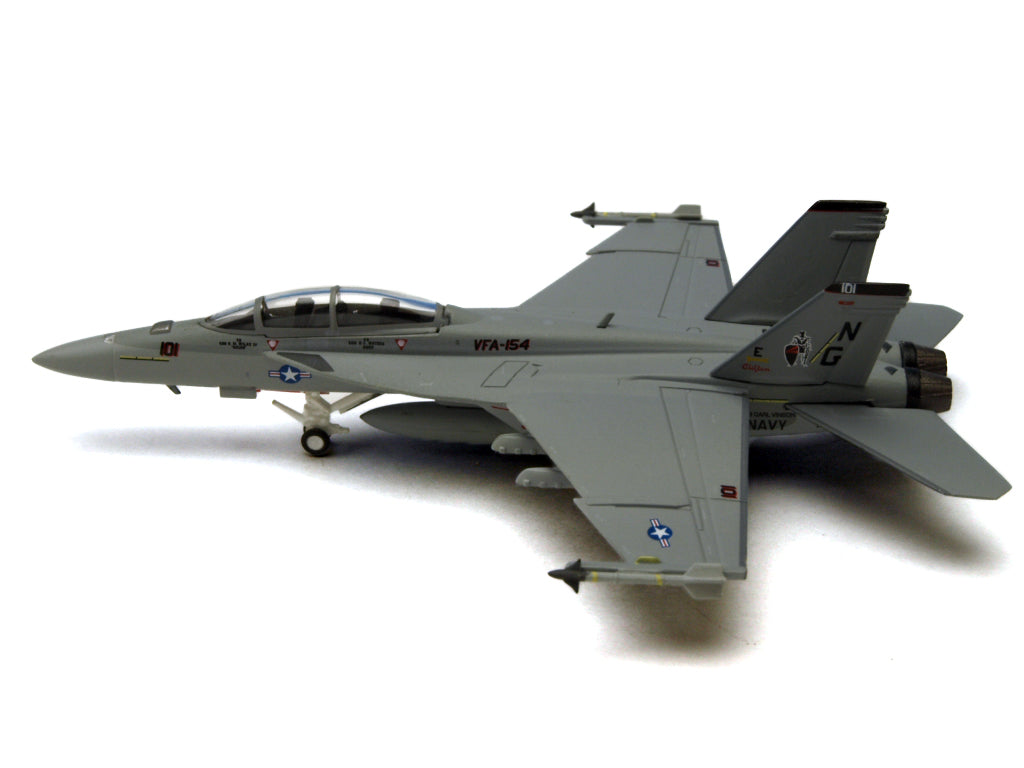 その他 Hogan M-SERIES 1/200 F/A-18F VFA-154 Hogan Wings F/A-18F Scale 1:200 US Navy VFA-154 