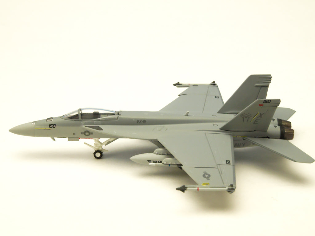 F/A-18E アメリカ海軍 第9試験評価飛行隊 「バンパイアズ」 チャイナレイク航空戦センター 07年 ※ロービジ塗装  XE150 1/200 (MS20250714) [6245]