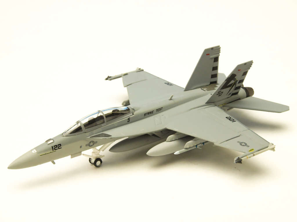 F/A-18F アメリカ海軍 第23試験飛行隊 「ソルティドッグス」 パタクセントリバー基地 ※ロービジ塗装 SD122 1/200 (MS20250722) [6467]