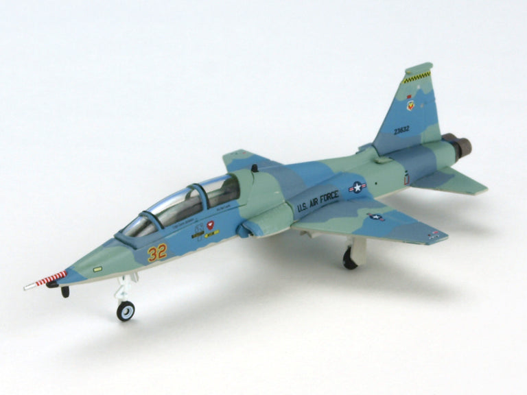 T-38A タロン アメリカ空軍 第57戦闘兵装航空団 第64戦闘兵装飛行隊 ネリス基地 仮想敵機迷彩塗装 70年代 #32 1/200 (MS20250811) [7303]