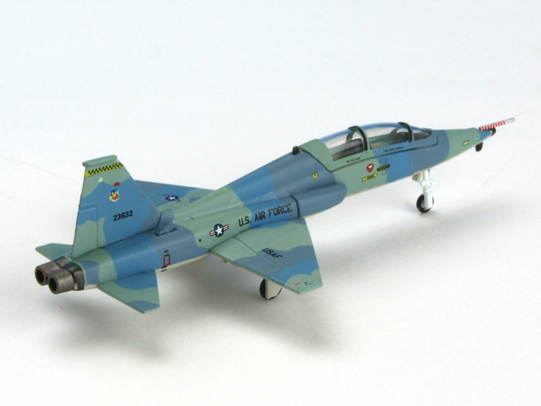 T-38A タロン アメリカ空軍 第57戦闘兵装航空団 第64戦闘兵装飛行隊 ネリス基地 仮想敵機迷彩塗装 70年代 #32 1/200 (MS20250811) [7303]