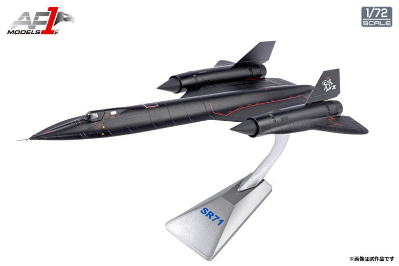 SR-71 黑鸟 61-17960“尾巴上的鲨鱼” 1/72[AF10088F] 