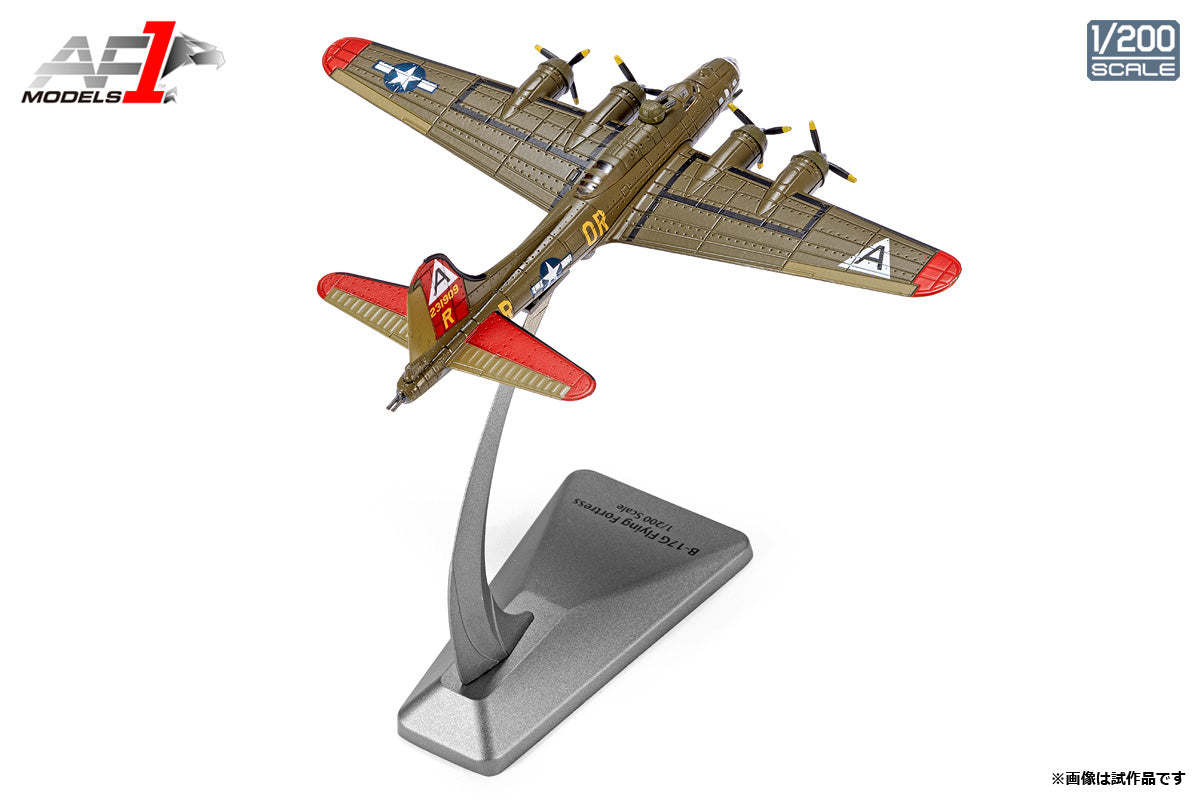 [Pre-order item] B-17G FLYING FORTRESS 1/200 (HM20231024) [AF10147] 