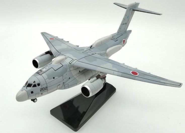 [Pre-order item] RC-2 Radio Intelligence Gathering Aircraft Japan Air Self-Defense Force 1/200 (AVX20240510) [AV20015] 