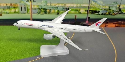 【予約商品】A350-900 中国東方航空 B-32FP 1/400 (AV20260919) [AV4367]